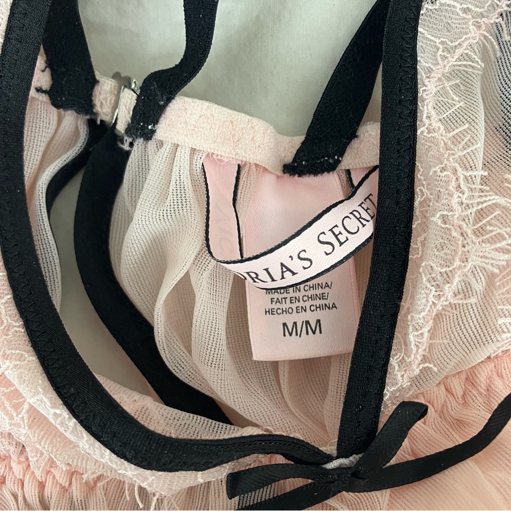 Victoria's Secret Set of 2 pink Lingerie size m - Picture 6 of 8